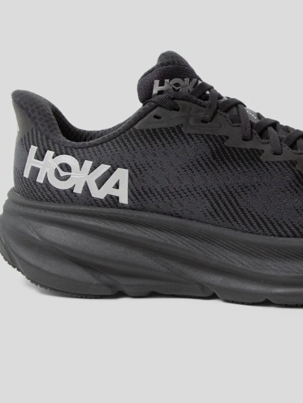 HOKA Clifton GORE-TEX Black Waterproof Running Shoes – Men’s [9.5 us]